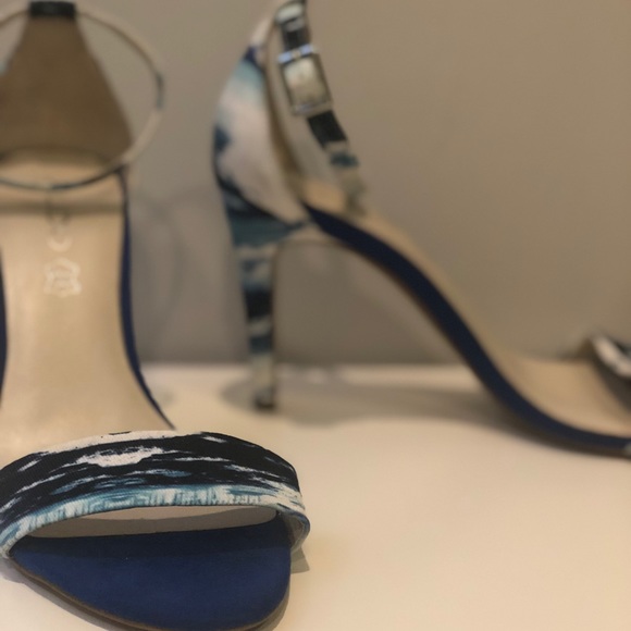 Aldo Blue Heel - Picture 3 of 4